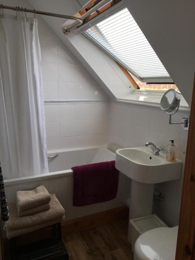 Off The Hill B&B Isleornsey  Екстериор снимка